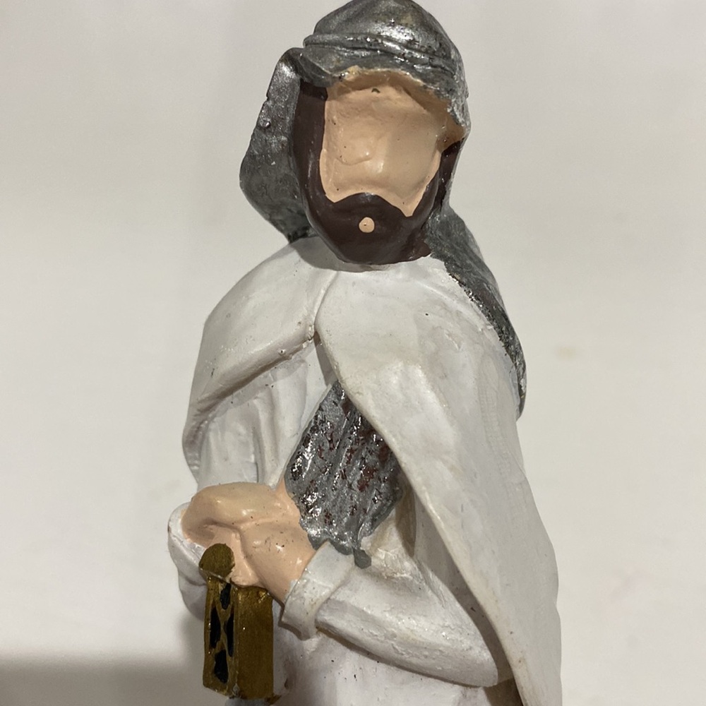 “Hope” Holy Family Nativity Block Figurine! - Picture 5 of 9